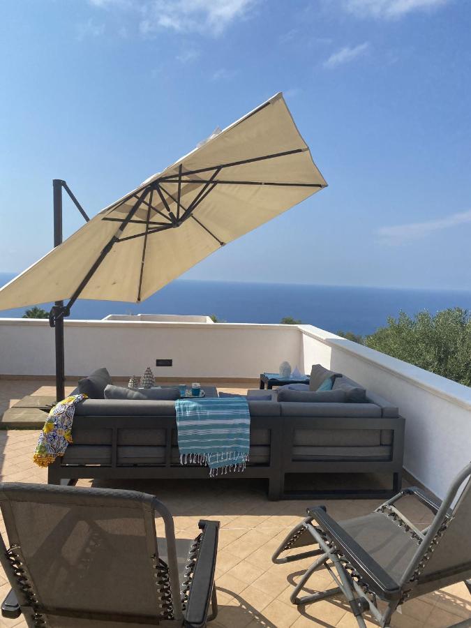 Villa Nove - Residence Dei Fiori Zambrone Bagian luar foto